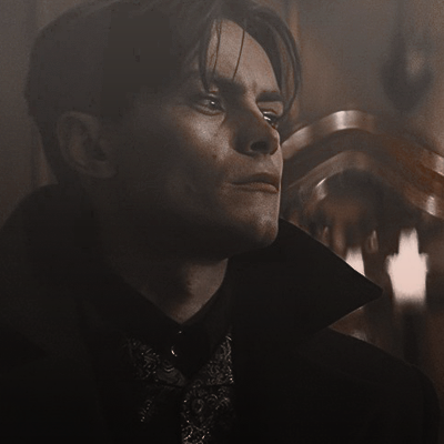 𝐃𝐢𝐫𝐭𝐲𝐡𝐚𝐧𝐝𝐬 ◝ 𝘈 𝘭𝘪𝘢𝘳, 𝘢 𝘵𝘩𝘪𝘦𝘧, 𝘢𝘯𝘥 𝘶𝘵𝘵𝘦𝘳𝘭𝘺 𝘸𝘪𝘵𝘩𝘰𝘶𝘵 𝘤𝘰𝘯𝘴𝘤𝘪𝘦𝘯𝘤𝘦. ㅤ※ ㅤ〔 THE DREGS 〕