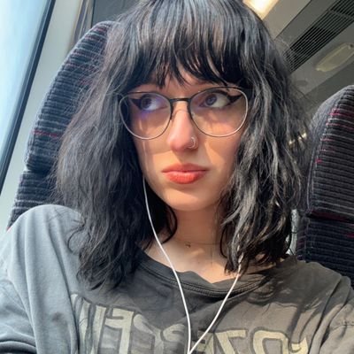 Trans girl🏳️⚧️
🔞🔞🔞
Trans life matters 🏳️⚧️❤️
Naughty minded 🏳️⚧️👅💕 DM me if you are interested ❤️💋