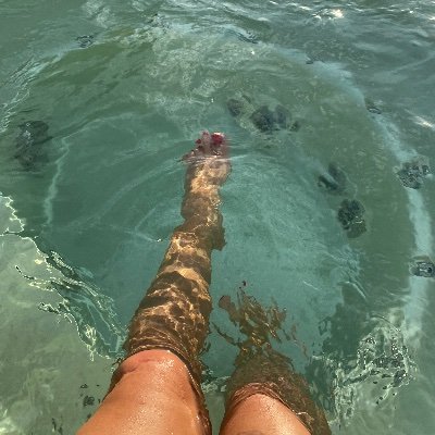 MissSydneyFeet's profile picture. 24 🇦🇺 Made to be worshipped 👀🫦👠 Petite US 6