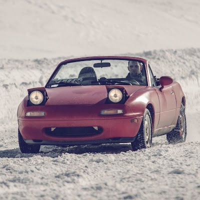 DevIndustries23's profile picture. 