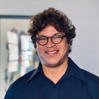 helwingiv's profile picture. Artist │ Editor │ Developer
