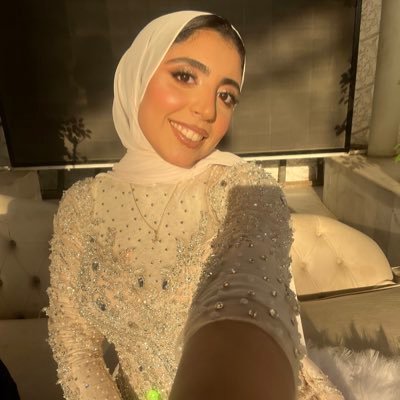 arwakhairy28's profile picture. Gp Dentist-HUE- 🦷