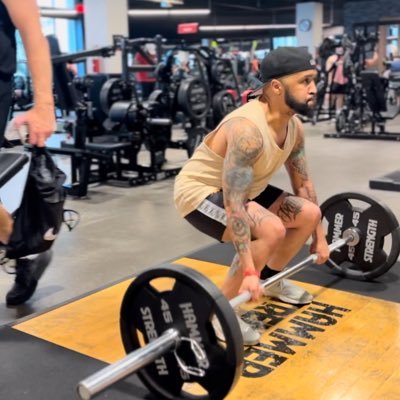 CRE Credit Analyst 📊🏘 LU 🦁 Alumni Former D2 Infielder . ⚾️. Get the spades going! Follow me on twitch https://t.co/arOjjmOb0k
