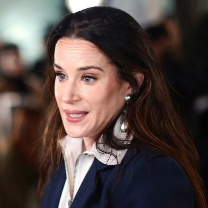 ashbidenempowe's profile picture. 