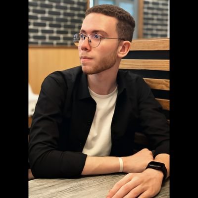 Mahmoud_Matouk_'s profile picture. be you don't be a copy of others.❤️