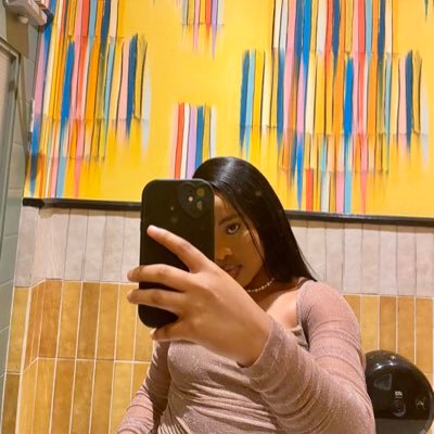 __Thandile's profile picture. 