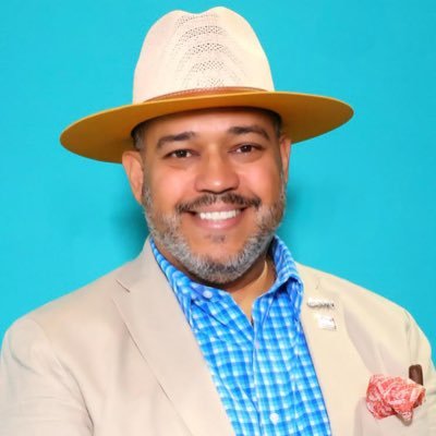 Commercial Real Estate Professional - Brokerage | Development | Private Equity - #RubenTheCuban - SVN #retwit #CCIM