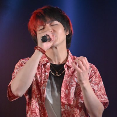 エスエスピー(SSP)準所属 新人声優の佐藤龍です。芝居・歌・酒が生き甲斐! J.S.A.ソムリエ、J.S.A.SAKE DIPLOMA取得。会津若松市出身。バーテンダー。アニソン合唱。ボードゲーム。ダーツ。ベイブレードX。