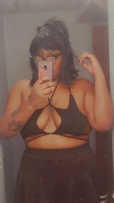 cecepebbs's profile picture. 🔞 she/they • NSFW • burlesque • cosplayer • fat babe • switch • bratty • bimbo doll