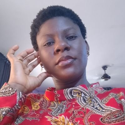 Lizzz_One's profile picture. 