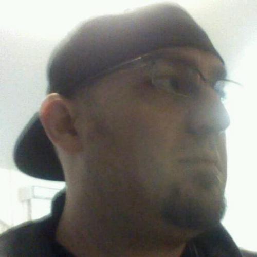 SuaveInc's profile picture. Viva Las Vegas! Home of the UFC and coolest hot city on earth.
My day isn’t complete until someone calls me a dork. I are one.