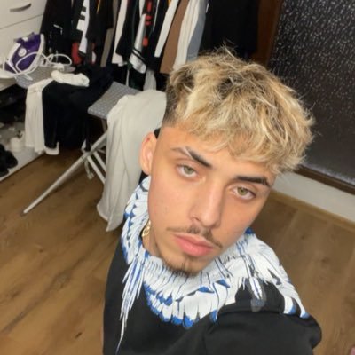 _toniqq's profile picture. 