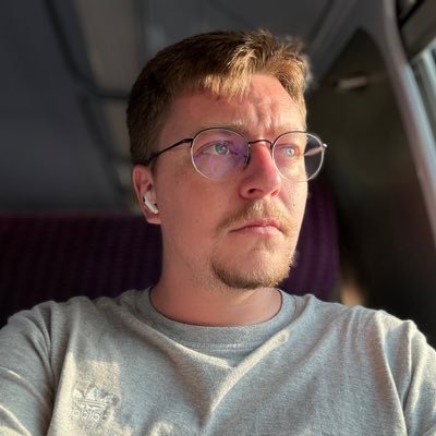 DumasRaphal1's profile picture. Je suit inutilement intéressant !