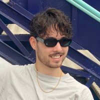 Clinton (@clintveinot) 's Twitter Profile