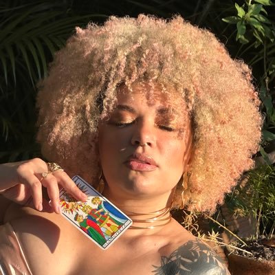 cantora, compositora e asalateira • artista descendente quilombola 🍂https://t.co/ycAN6mz7H0