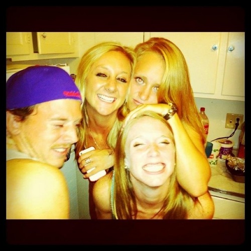 libentine's profile picture. 