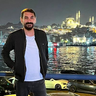 usta0640's profile picture. İmkansız yoktur ; bahane vardır. İsteyince her şey olur..Hayat Cesurları Sever Usta..
#MKA  #FENERBAHÇE 🌿 💛 💙