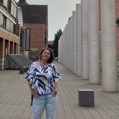 anesthezia's profile picture. Creating Homo sapiens.
Painter, author of songs and music.
Only post my own creations. Profiler.

tiktok.anesthezia