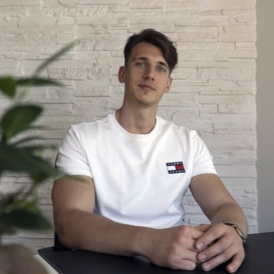 Software Engineer. Co-founder of Hyper IBF (aka IBF) which was making $10k/month in 8 months, sold it for $50k. Co-founder of @shineup_io