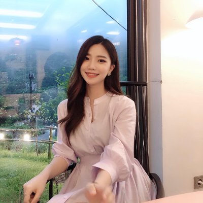 HxhxLal76497's profile picture. 