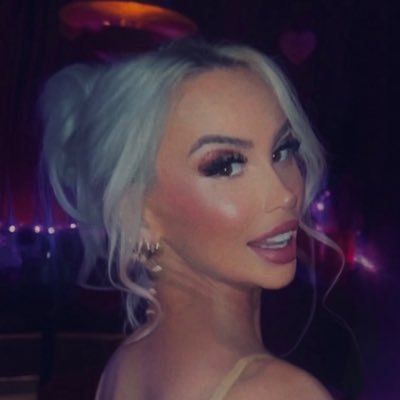 EmaryKate's profile picture. 