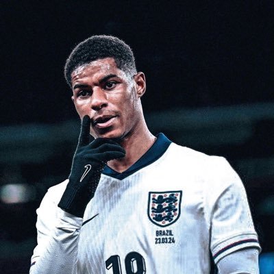 UtdCharlez's profile picture. Never say never🖤