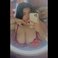 🎀 kiskurva 🎀 (@vivcsikex) 's Twitter Profile