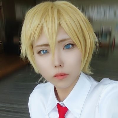 haruka_qb's profile picture. 25↑の社畜がごく稀にコスプレしたり、日常のツイートをする垢。最近はもっぱら猫に夢中。⚠️ｷｬﾗに夢みがち⚠️
好きなものを好きなだけ( ˘ω˘ )お写真と実物は異なります😇
相方→ちーちゃん
