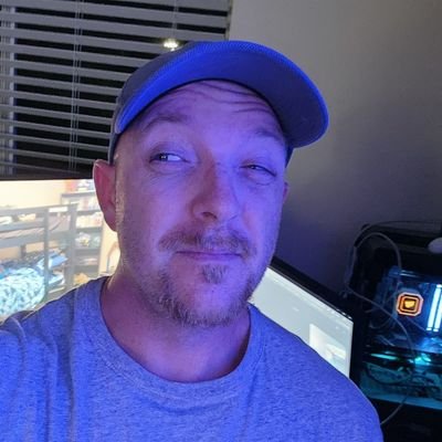 Sick0ftheSh1t's profile picture. 
