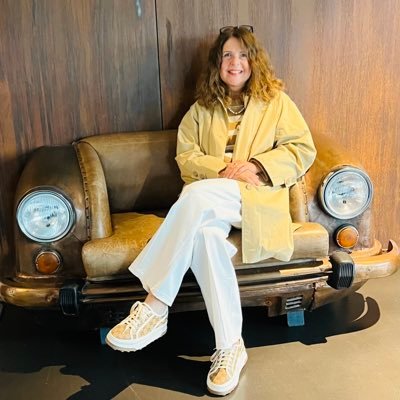 jazi0806's profile picture. politisch, streitbar, genervt. Weltbürgerin mit deutsch/italienischem Herzen, mag keine Extremisten weder rechts noch links.