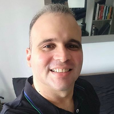 AlexEngPro's profile picture. Um explorador do conhecimento. Espírita Cristão na constante busca pelo esclarecimento. Engenheiro de Produção e Coordenador de Criação na Zumba.