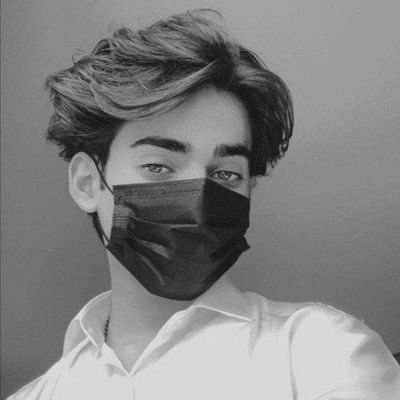 Arora534741's profile picture. 