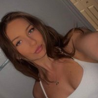 Goddess Kylie (@queenklovee) 's Twitter Profile Photo Goddess Kylie (@queenklovee) 's Twitter Profile Photo