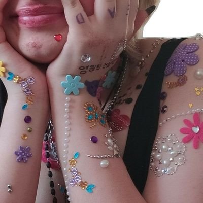 raemkitt's profile picture. 