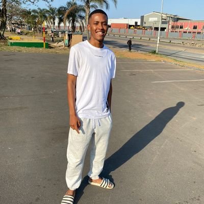 NyandeniZiggy's profile picture. #LH44
☠️IBhakabhaka ☠️
M//
 🏛️