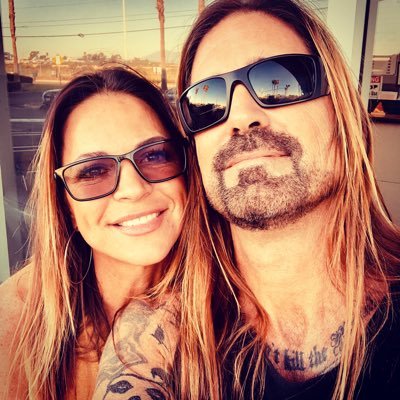 NO DMS MARRIED! 💚SFFS💚🏍️Saints MC /Guitarist / Shipwright #TrumpVance2024 🇺🇸😎#MAGA #MAHA #Jesus is king 🙏