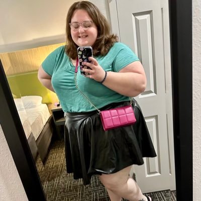 Custom BBW and feeder content on only fans! My ONLY back up account is @violetmariedrea
