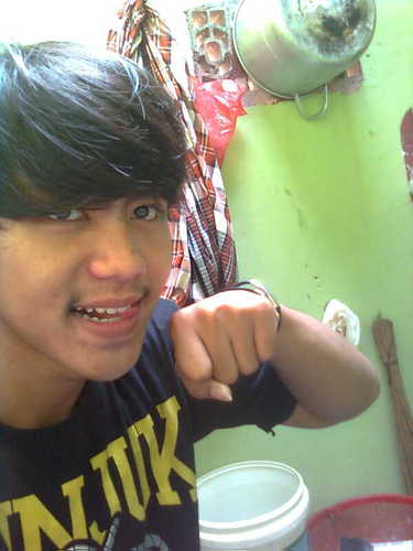 simple & humoris .. :) 04-05-93 .. #TAURUS !? #basketball this is my life .. \\(^,^)/
