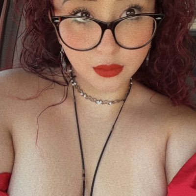 telegram: @chubbygoth looking for a findom slave that Can spoild me! 💕💖 BBW I am a big girl with big dreams! ✌️❤️ subscribe to my OF for only 6 dlls! 🔞💦🍆