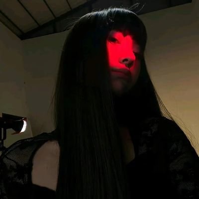 Bzzand1631422's profile picture. 幸福请降临在我手心