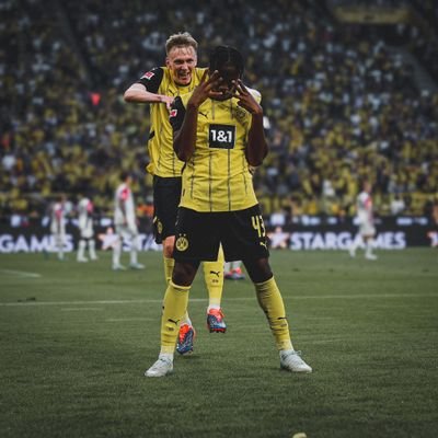 I LOVE BvB💛🖤