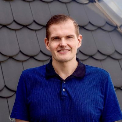 Principal Solutions Engineer - EMEA @ VMware Tanzu | Internal Developer Platforms | DevSecOps | Cloud Native Applications | Spring Framework | AI