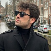 33 (@alkqw33) 's Twitter Profile