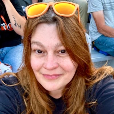Lover of life, new adventures, music, going to shows, cocktail and beer aficionado, Buckeyes, Browns, Bluejackets and Reds. Dream big! ✨3 is a magic number.✨