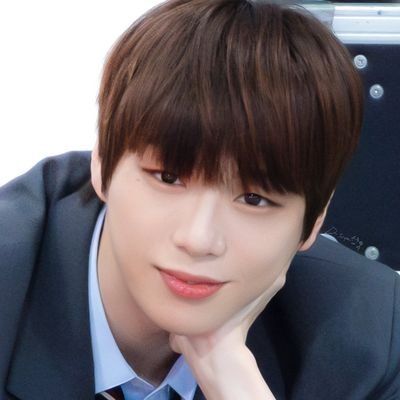 gonyangi570738's profile picture. 다니티1.2.3 플로디ㅣ기
디너쇼까지 가자