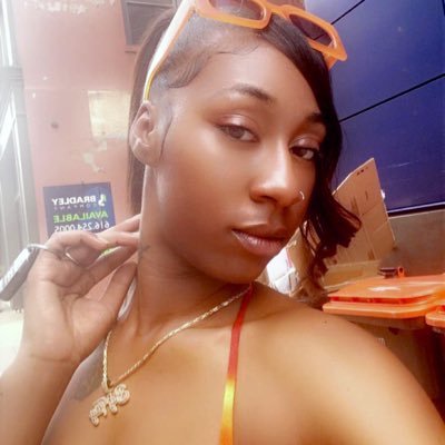 Snapchat : damari_mom | Insta: tayonna_a |Owner of Tay’s Kloset 🛍 | |CH: Tayskloset |