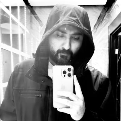 My personality confuses people, i enjoy being alone a lot, but am aslo outgoing & social, sometimes am quiet sometimes am loud, sometimes i have nothing to say.