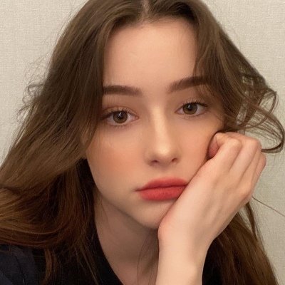 ErinAllen312566's profile picture. 