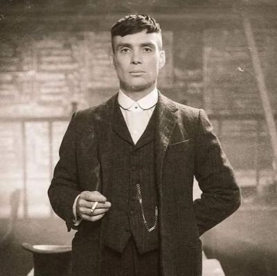 RichOrion666's profile picture. 信息破壁人｜前沿干货｜AIGC动态｜副业项目实操｜实用工具推荐｜网盘资料分享