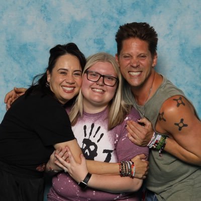 25 | certified fandom trash | set your heart ablaze